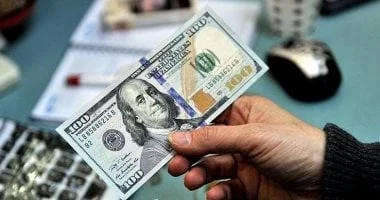 تراجع سعر الدولار أمام الجنيه المصري في جميع البنوك خلال تعاملات الثلاثاء