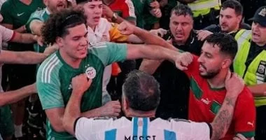 اشتباكات عنيفة بين جماهير الجزائر والأرجنتين في تايمز سكوير قبل مواجهة كأس العالم