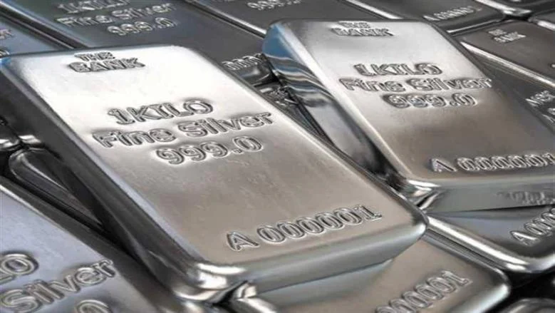 ارتفاع سعر الفضة عالميًا يتجاوز 70 دولارًا للأونصة: كيف تؤثر الأسعار في مصر؟