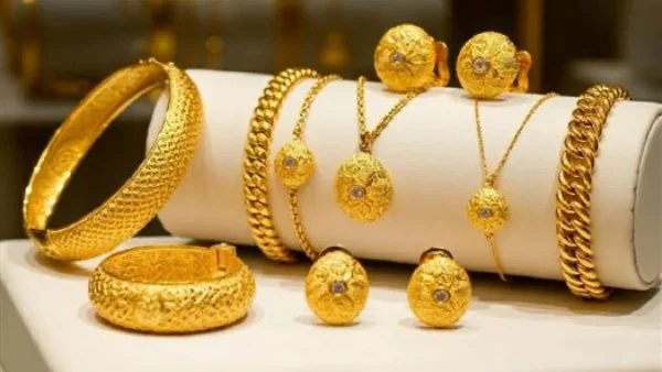 أسعار الذهب في مصر تسجل انخفاضًا جديدًا: عيار 21 يفقد 85 جنيهًا وعيار 24 يتراجع بمقدار 97 جنيهًا