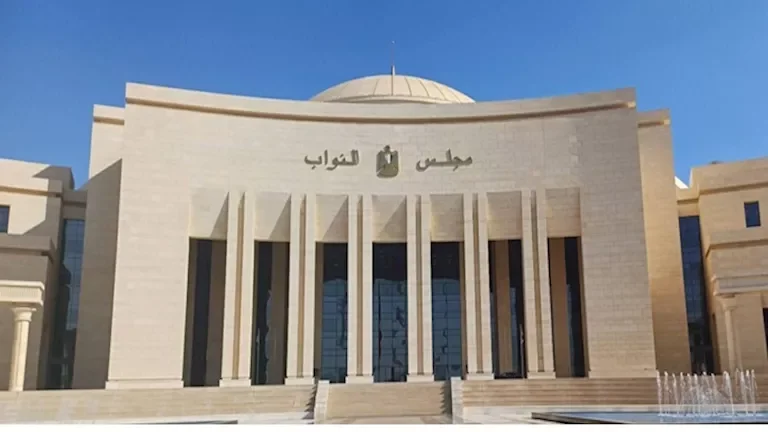 لجنة الإسكان بمجلس النواب تناقش تحديات الصرف الصحي والإسكان الاجتماعي في إدكو