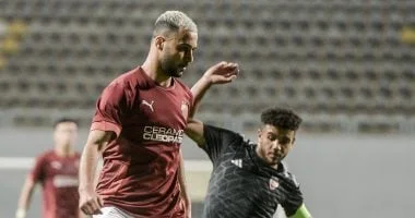 الأهلي في مرمى القرار: هل يواصل بيكهام مشواره مع القلعة الحمراء أم يعود إلى سيراميكا؟