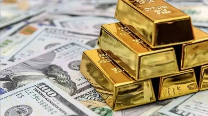 توقعات بنك باركليز: كيف سيؤثر قرار الفيدرالي الأمريكي على أسعار الذهب؟