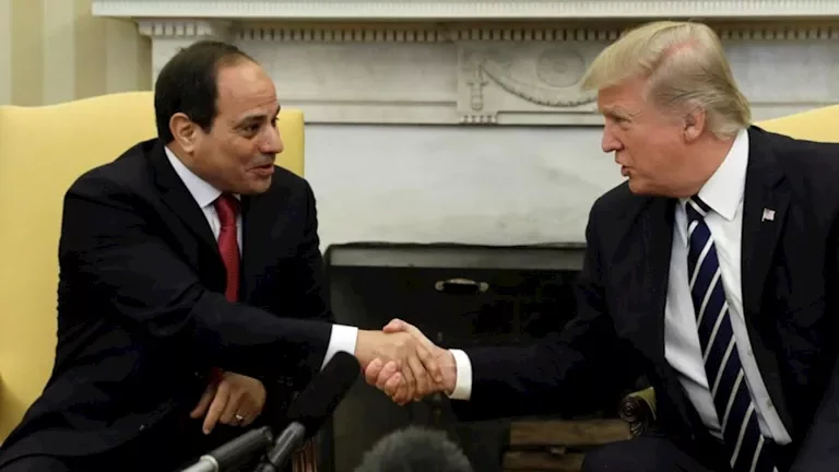 السيسي يكشف تفاصيل لقاءه بترامب: انشغالات الرئيس الأمريكي حرمتهم من العشاء!