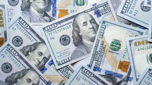 تراجع غير متوقع في سعر الدولار أمام الجنيه المصري: تفاصيل الأسعار الجديدة في البنوك
