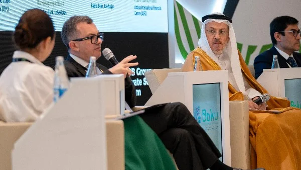 أحمد رستم: الاضطرابات الجيوسياسية تعزز ضرورة "المرونة الاقتصادية" كقاعدة أساسية للتنمية المستدامة