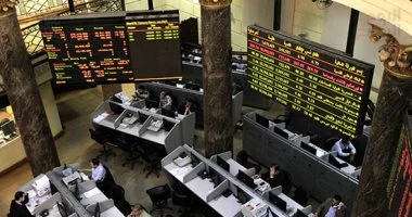 البورصة المصرية تنتعش بأربعة جلسات: ارتفاع جماعي للمؤشرات ومؤشر الشريعة يقفز 4.15%