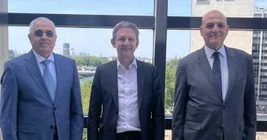 مصر وفرنسا تعززان التعاون في مكافحة غسل الأموال خلال اجتماع رفيع المستوى في باريس