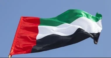 حريق ضخم يندلع في أبراج الإمارات المالية بدبي وسط إجراءات طوارئ عاجلة من السلطات