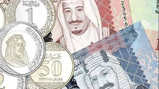 الريال السعودي يسجل انخفاضًا جديدًا في مصر ويصل إلى أقل من 14 جنيهاً
