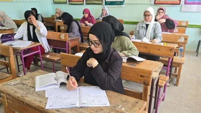 فتح باب التقديم الإلكتروني للصف الأول الثانوي العام والفني قريبًا: خطوات سهلة وميسرة للطلاب وأولياء الأمور