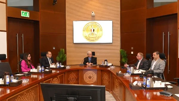 نائب رئيس الوزراء يراقب تقدم مشروع تطوير صناعة الغزل والنسيج لتعزيز الاقتصاد المصري