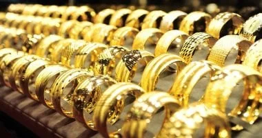 أسعار الذهب تتراجع بشكل حاد اليوم الخميس.. عيار 24 يشهد خسائر ملحوظة في السوق المصري