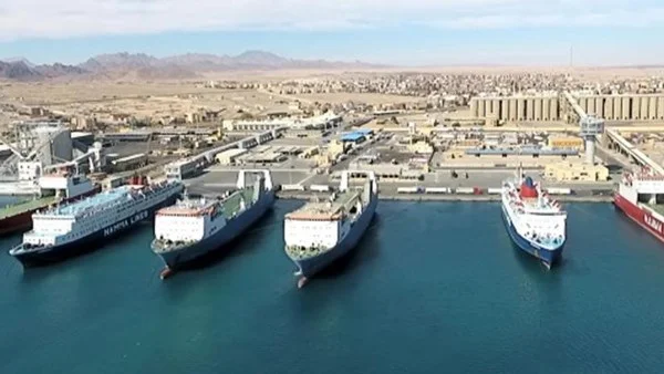 نشاط غير مسبوق في موانئ البحر الأحمر: تداول 16 ألف طن من البضائع و11 سفينة في حركة ديناميكية