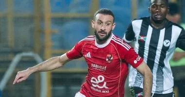 الأهلي يعلن قيد عمر كمال في قائمة الموسم الجديد لتعزيز مركز الظهير الأيمن