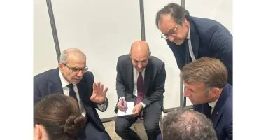 سلام وماكرون يتفقان على تعزيز الدعم للبنان والتحضير لمؤتمري الجيش وإعادة الإعمار