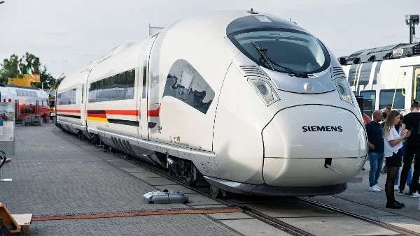 قطار LRT: نصف ساعة تفصل بين أكتوبر والعاصمة الإدارية.. هل تتحقق المعجزة في النقل الجماعي؟
