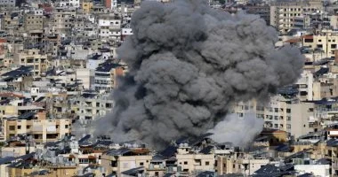 نزوح جماعي من صور وبنت جبيل مع تصاعد الغارات الإسرائيلية على الجنوب اللبناني