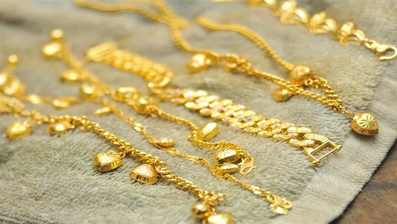 انخفاض حاد في أسعار الذهب بمصر: عيار 21 يخسر 105 جنيهات منذ بداية يونيو