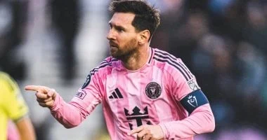 رئيس الأرجنتين يساند ميسي قبل المباراة المرتقبة ضد النمسا