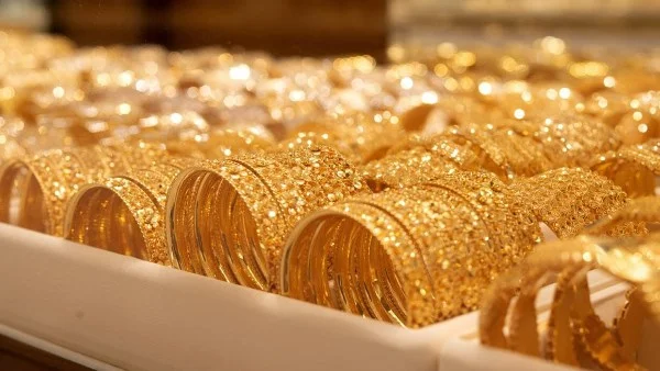تراجع أسعار الذهب في مصر 15 جنيهاً مساء اليوم وسط تقلبات السوق