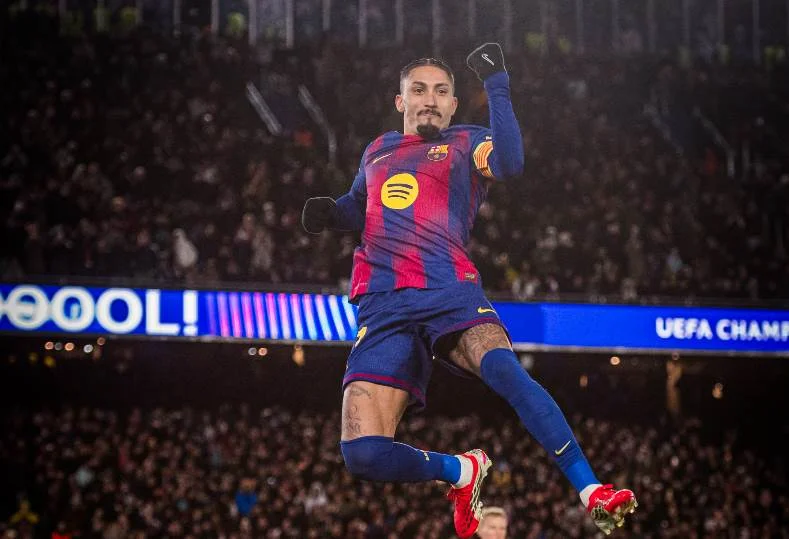 برشلونة يُصر على بقاء رافينيا وسط اهتمام الهلال السعودي بشرائه بشرط وحيد