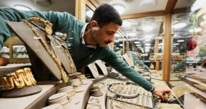 أسعار الذهب في مصر تسجل أدنى مستوياتها منذ بداية العام بتراجع 3.3% خلال أسبوع