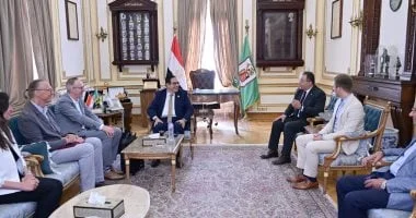 رئيس جامعة القاهرة يستقبل وفد هيئة ASIIN الألمانية لتعزيز جودة برامج تكنولوجيا الأغذية