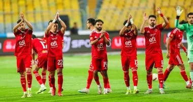 الأهلي يخطط لمعسكر خارجي بديل في جنوب أفريقيا أو زنجبار تحسبًا لأزمة التأشيرات