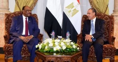 تعزيز العلاقات المصرية السودانية: وزير الخارجية المصري يلتقي نظيره لبحث سبل التعاون المشترك