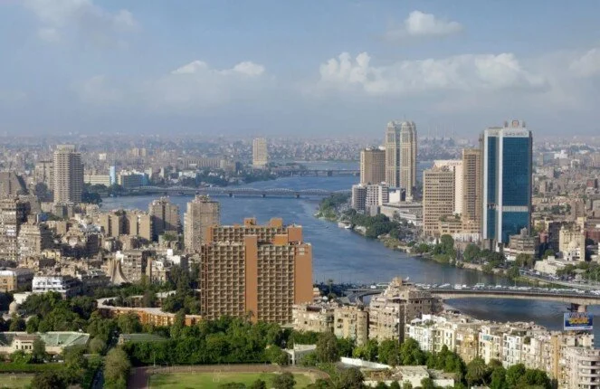 توقعات بنمو الاقتصاد المصري 4.4% وتراجع التضخم إلى 8.2% في العام المالي المقبل