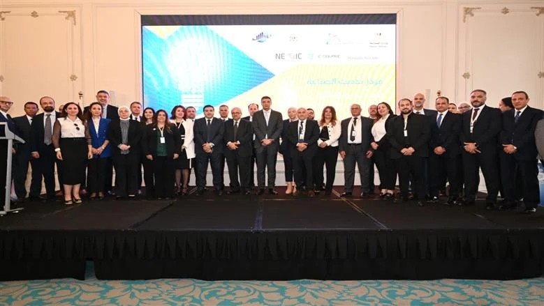 توقيع 4 بروتوكولات استراتيجية بين وزارتي الصناعة والاستثمار لتعزيز التصدير والتحول الرقمي في مصر