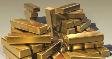 استقرار أسعار الذهب في مصر اليوم: عيار 24 يسجل 6903 جنيهات بدون مصنعية
