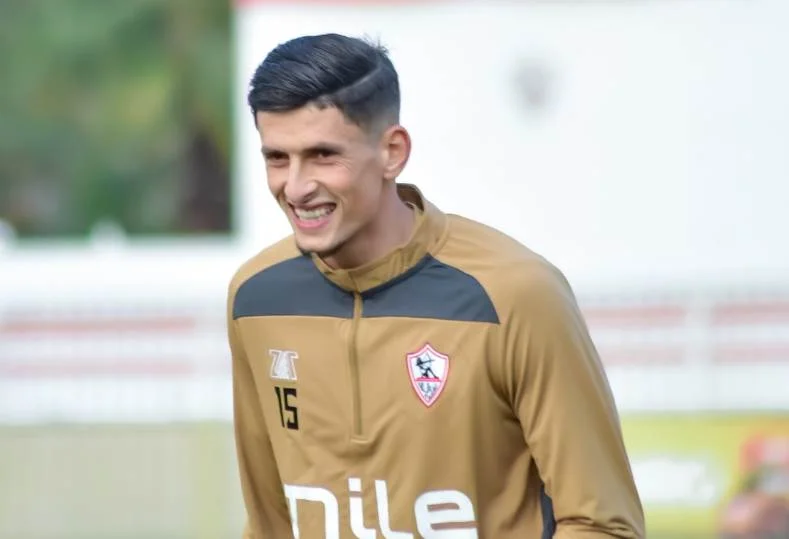 فيفا يوقف قيد الزمالك لفترتين بسبب نزاع مالي مع صلاح مصدق