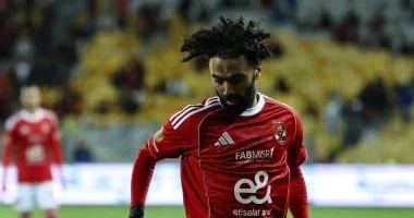 حسين الشحات يحتفل بعيد ميلاده وسط مفاوضات مصيرية للبقاء في الأهلي