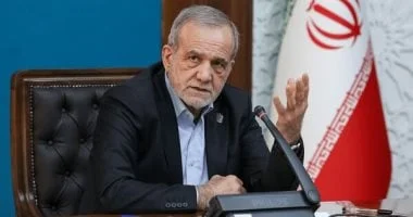 إيران: الرئيس بزشكيان يعلن دعم القوات المسلحة لمسار المفاوضات مع واشنطن وسط جدل متزايد