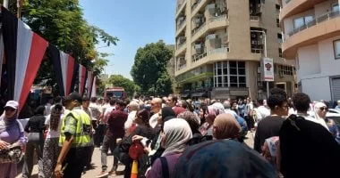 طلاب الثانوية العامة: امتحان التربية الوطنية يوازن بين السهولة والتحدي