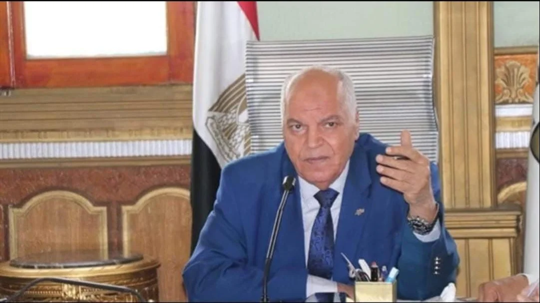 تسجيل حالتي إصابة بين المراقبين في انطلاق امتحانات الثانوية العامة بمصر