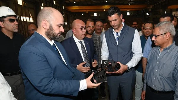 وزير الصناعة يزور مصانع بني سويف ويشدد على أهمية الصناعات الغذائية والملابس الجاهزة في استراتيجية الدولة