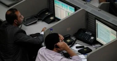 ارتفاع جماعي في البورصة المصرية مع بدء الأسبوع: 20 مليار جنيه إضافية لرأس المال السوقي