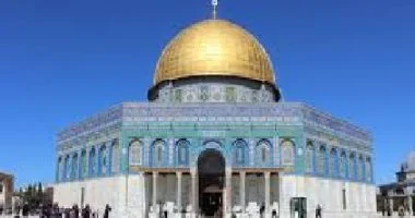 الأوقاف الفلسطينية تنفي صحة تعميم مزور حول ضوابط رفع الأذان وتؤكد استمرارية العمل المعتاد