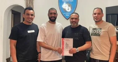 غزل المحلة يجدد عقد الحارس المخضرم عامر عامر لموسم إضافي لتعزيز صفوف الفريق