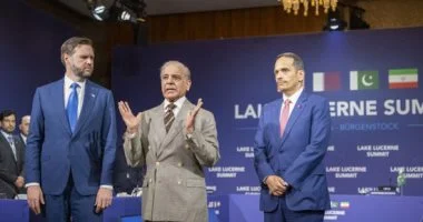مفاوضات إيران تتواصل ليلًا وفقًا لمسؤول أمريكي
