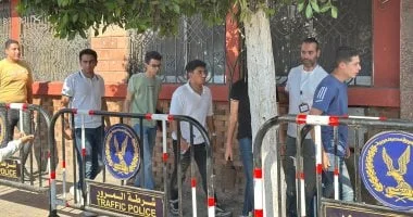 طلاب الثانوية العامة يستعدون غدًا لأداء امتحانات اللغة الثانية والاقتصاد والإحصاء