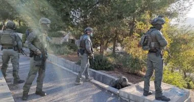 استشهاد طفل وفتى فلسطينيين وإصابة آخرين برصاص الاحتلال والمستوطنين في بيت أمر