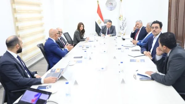 وزير التعليم العالي المصري يستعرض آفاق التعاون مع مايكروسوفت في مجال التحول الرقمي والذكاء الاصطناعي