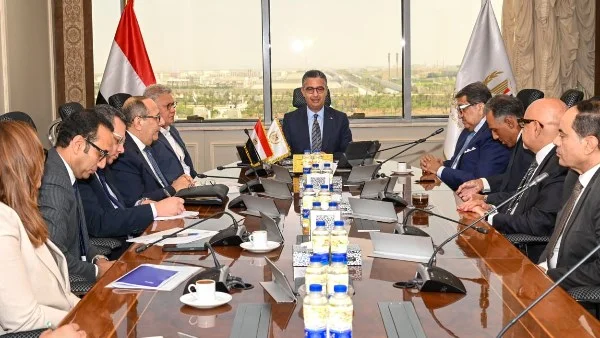 وزير التموين يطلق مشروع CARRY ON لتحديث المنافذ التجارية وتعزيز البنية التكنولوجية