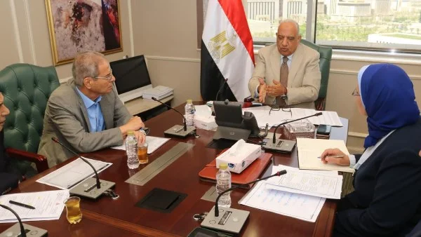 اجتماع وزاري لتأمين الشبكة الكهربائية: تعزيز كفاءة التشغيل والاستعداد لفصل الصيف