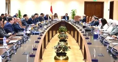 ضرورة التنسيق بين الصناعة والتخطيط لتحقيق أهداف النمو الاقتصادي