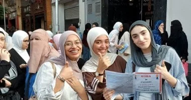 طلاب الثانوية العامة يواجهون تحدي امتحان اللغة الأجنبية الثانية وسط أجواء من التركيز والتوتر